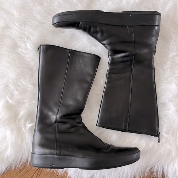 Prada Black Leather Calf Boots Size 7.5 PRICE FIRM - Picture 1 of 13